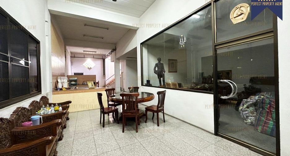 For sale 2 bedrooms warehouse in Bang Khun Thian, Bangkok