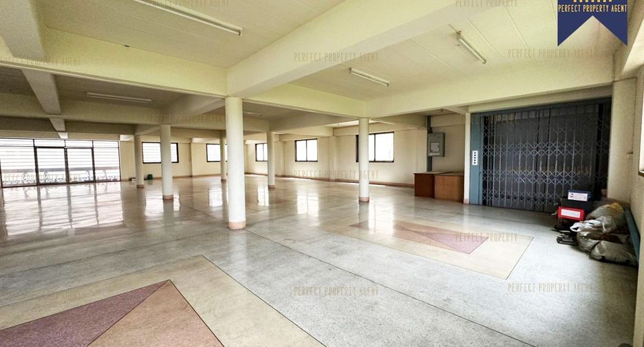 For sale 2 bedrooms warehouse in Bang Khun Thian, Bangkok
