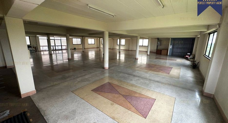 For sale 2 bedrooms warehouse in Bang Khun Thian, Bangkok