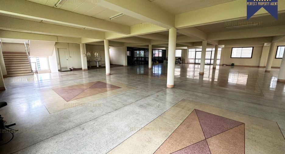 For sale 2 bedrooms warehouse in Bang Khun Thian, Bangkok