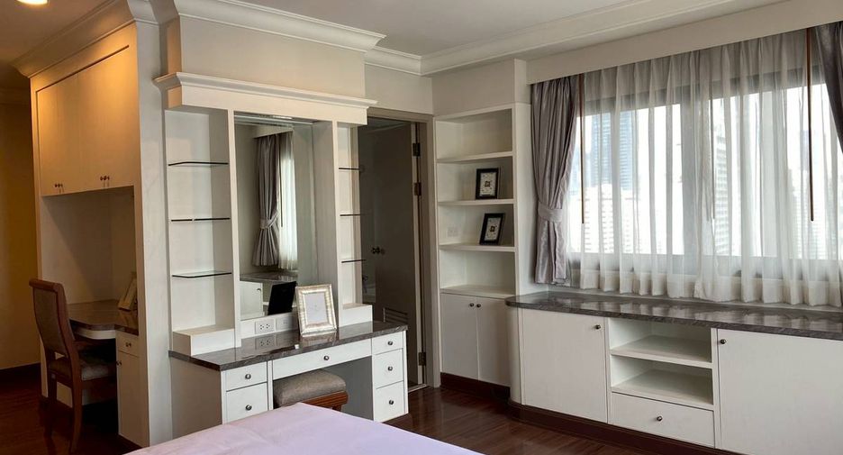 For rent 3 ベッドルーム condo in Watthana, Bangkok