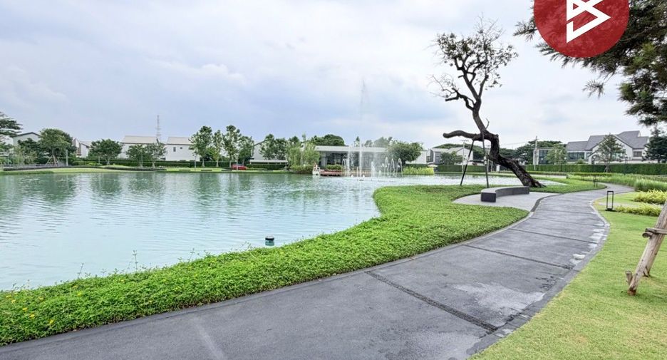 出售 4 卧室 联排别墅 在 Bang Sao Thong, Samut Prakan