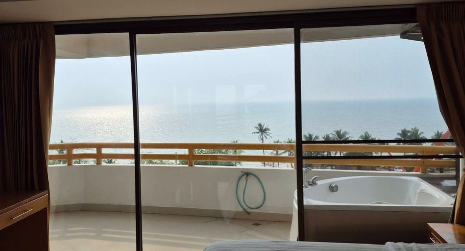 For rent 2 bedrooms condo in Sattahip, Chonburi
