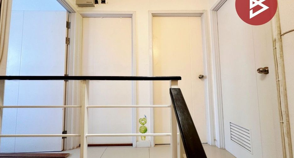 Casa adosada en venta de 3 habitaciones en Mueang Samut Prakan, Samut Prakan