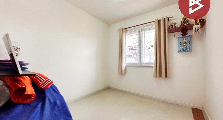 Casa adosada en venta de 3 habitaciones en Mueang Samut Prakan, Samut Prakan