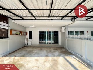 For sale 3 ベッドルーム townhouse in Mueang Chon Buri, Chonburi