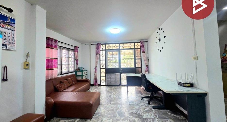 For sale 4 bedrooms house in Phra Samut Chedi, Samut Prakan