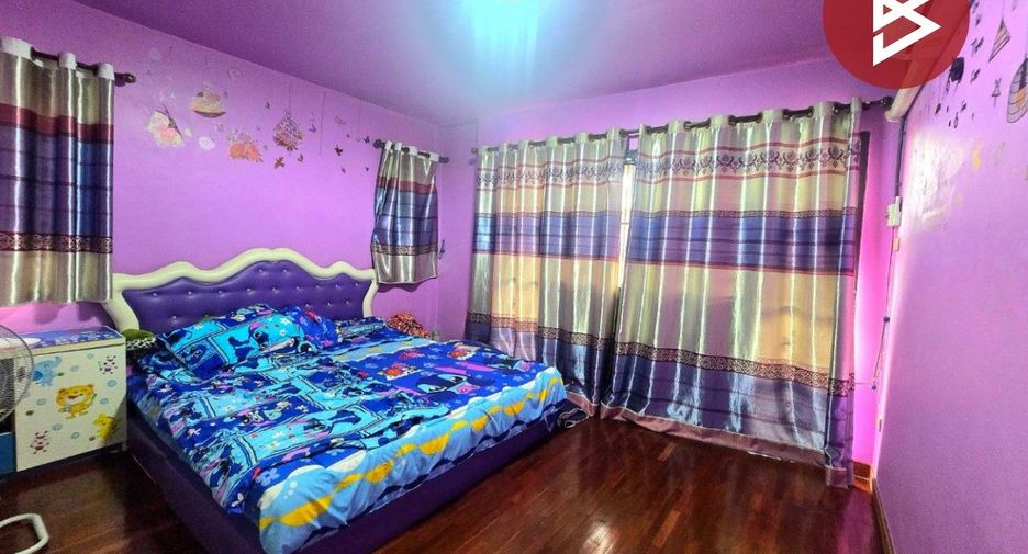 For sale 4 bedrooms house in Phra Samut Chedi, Samut Prakan