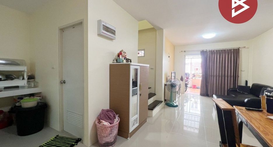 Reihenhaus zum Kauf mit 3 Zimmer in Mueang Chon Buri, Chonburi