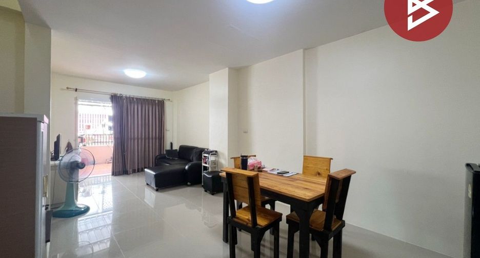Reihenhaus zum Kauf mit 3 Zimmer in Mueang Chon Buri, Chonburi