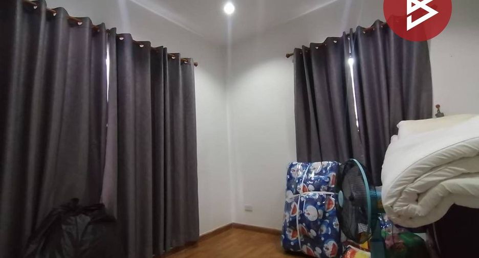 For sale 3 bedrooms house in Ban Pho, Chachoengsao