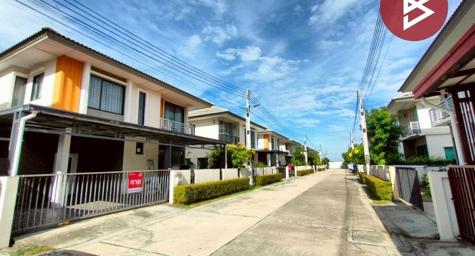 For sale 3 bedrooms house in Ban Pho, Chachoengsao