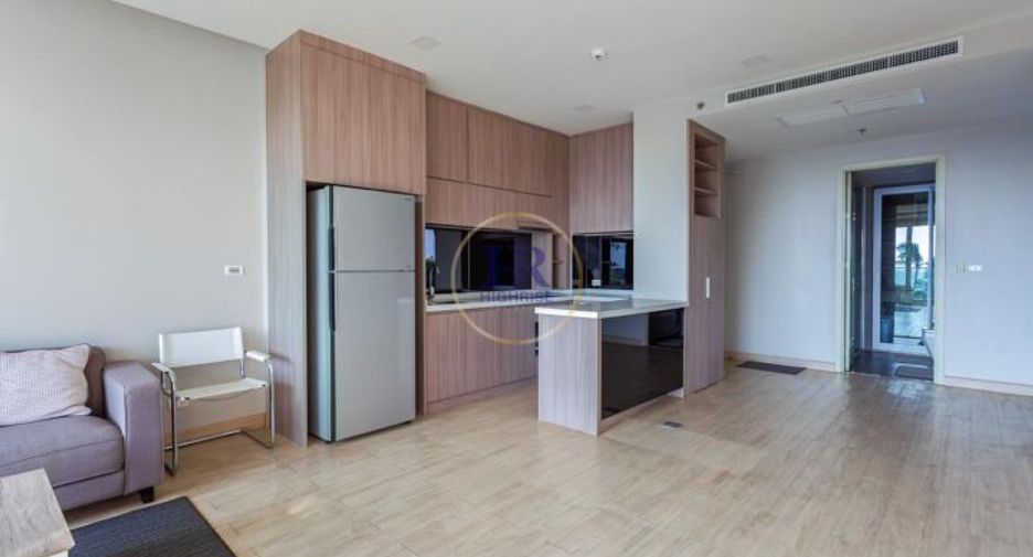 Продажа 2 спальни кондо в Йомтиен, Паттайя