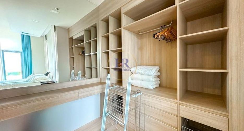 Продажа 2 спальни кондо в Йомтиен, Паттайя