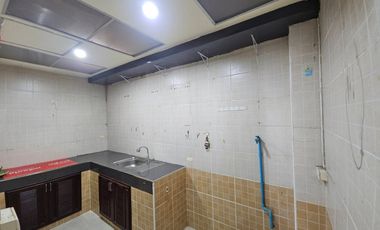 À vendre 3 chambres maison de ville à Bang Bua Thong, Nonthaburi
