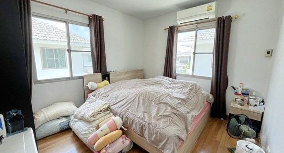 For sale 3 bedrooms house in Si Racha, Chonburi