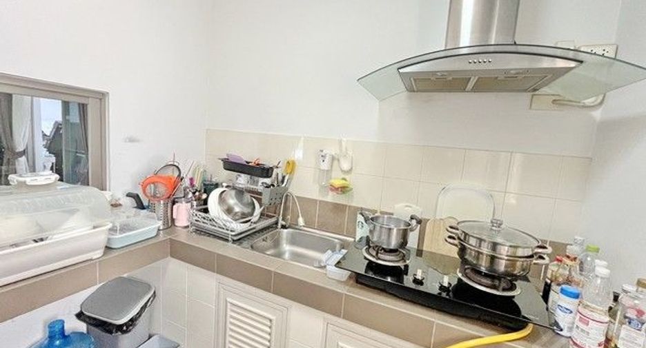For sale 3 bedrooms house in Si Racha, Chonburi
