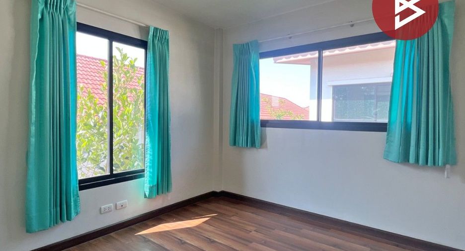 For sale 3 bedrooms townhouse in Mueang Samut Sakhon, Samut Sakhon