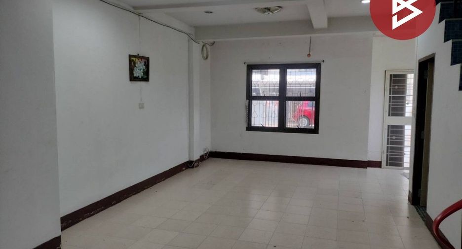 For sale 2 bedrooms townhouse in Wang Thong, Phitsanulok