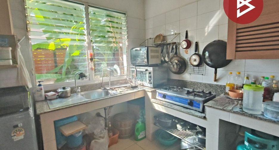 For sale 3 bedrooms house in Mueang Samut Prakan, Samut Prakan
