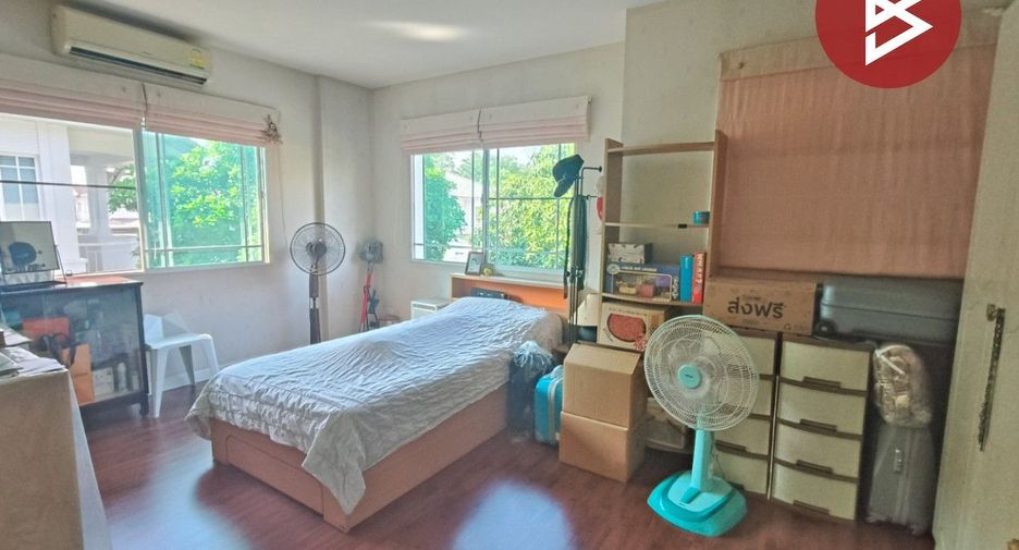 For sale 3 bedrooms house in Mueang Samut Prakan, Samut Prakan