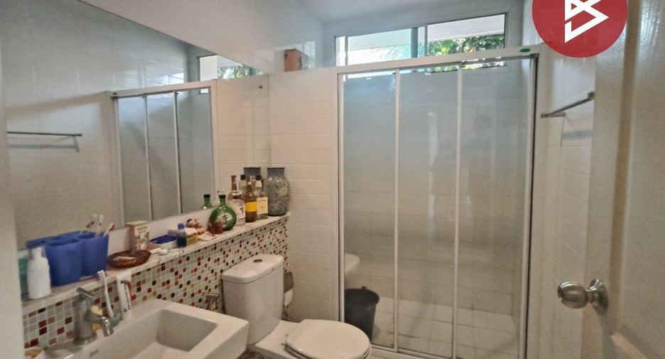 For sale 3 bedrooms house in Mueang Samut Prakan, Samut Prakan
