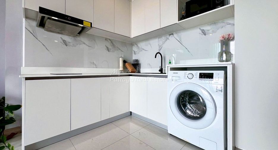 Продажа 2 спальни кондо в Йомтиен, Паттайя