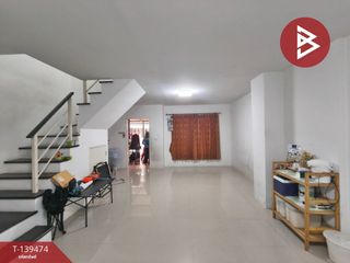 Продажа 3 спальни таунхаус в Mueang Chon Buri, Чонбури