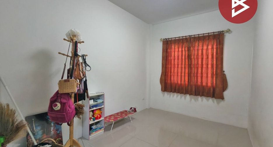 Продажа 3 спальни таунхаус в Mueang Chon Buri, Чонбури