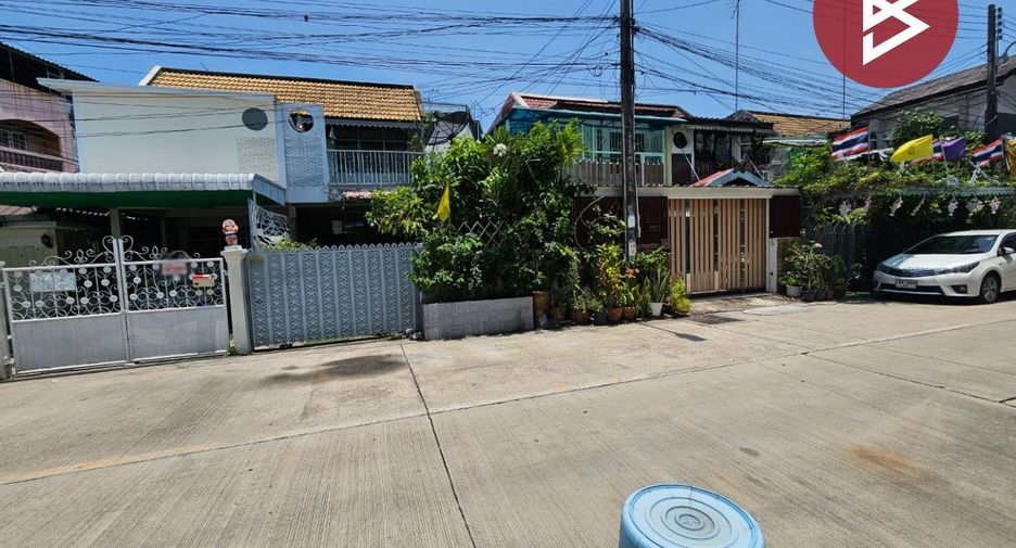 Local comercial en venta de 2 habitaciones en Mueang Chon Buri, Chonburi