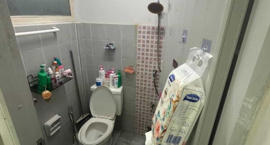 À vendre 2 chambres maison à Si Racha, Chonburi