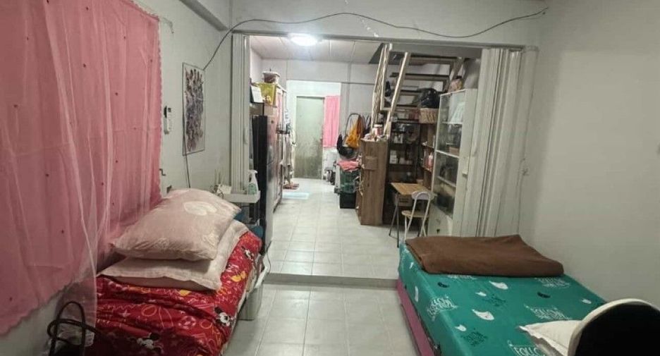 À vendre 2 chambres maison à Si Racha, Chonburi