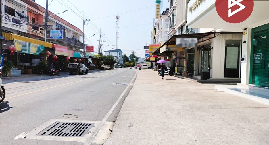 Gewerbefläche zum Kauf mit 6 Zimmer in Mueang Chon Buri, Chonburi