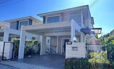 出售 3 卧室 独立屋 在 Mueang Chon Buri, Chon Buri