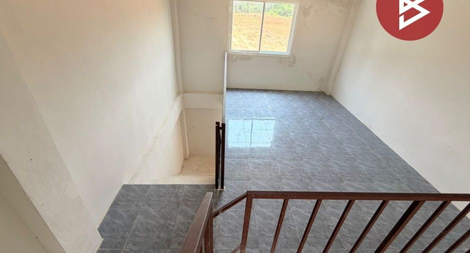 For sale 2 bedrooms retail Space in Na Di, Prachin Buri