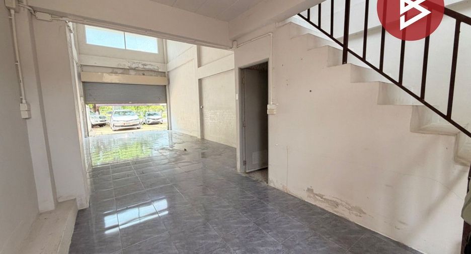For sale 2 bedrooms retail Space in Na Di, Prachin Buri