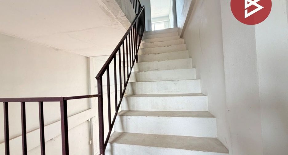For sale 2 bedrooms retail Space in Na Di, Prachin Buri