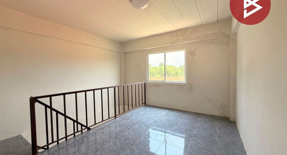 For sale 2 bedrooms retail Space in Na Di, Prachin Buri