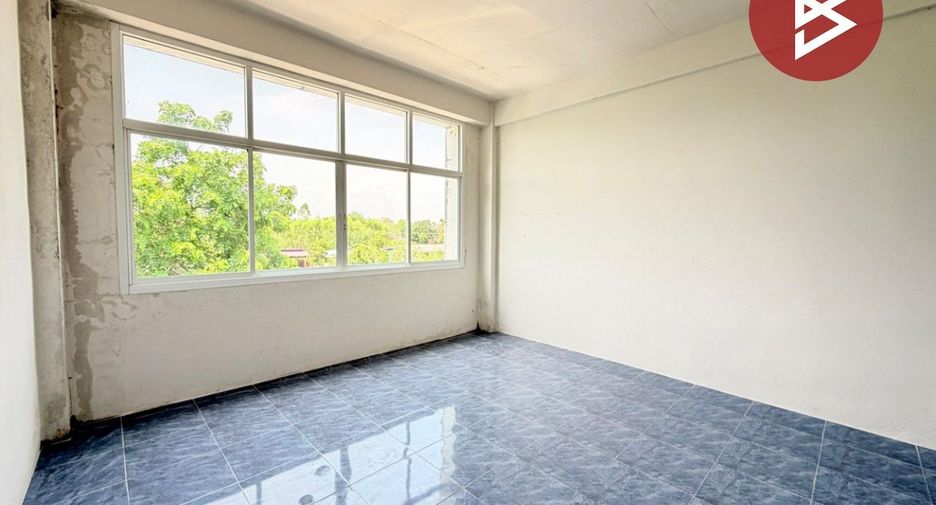 For sale 2 bedrooms retail Space in Na Di, Prachin Buri