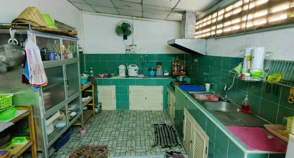 For sale 3 ベッドルーム house in Thung Khru, Bangkok