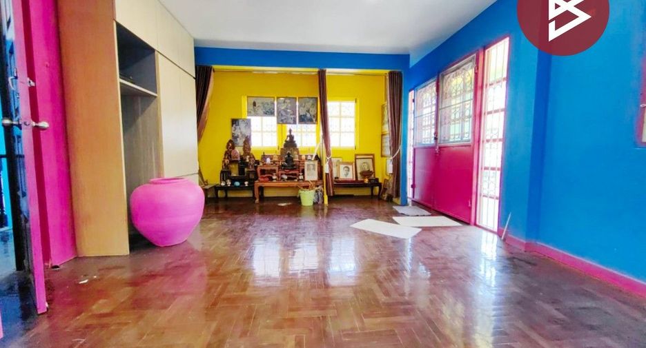 For sale 3 ベッドルーム house in Thung Khru, Bangkok