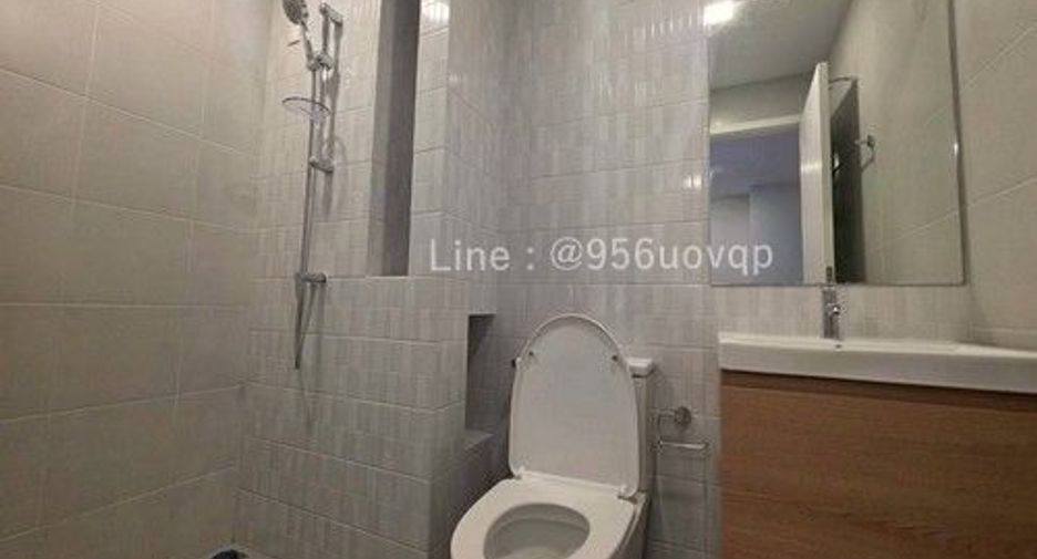 For sale 1 bed condo in Bang Phlat, Bangkok