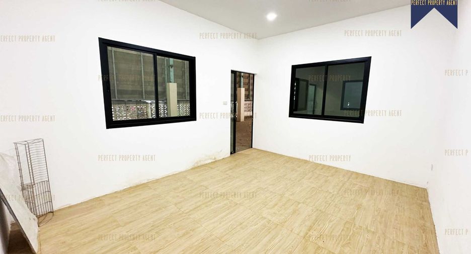 出售 2 卧室 仓库 在 Mueang Samut Prakan, Samut Prakan