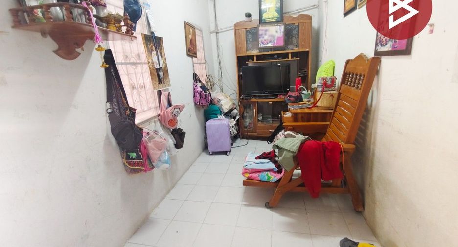 For sale 2 bedrooms townhouse in Bang Pakong, Chachoengsao