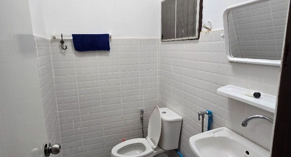 Reihenhaus zum Kauf mit 2 Zimmer in Chatuchak, Bangkok