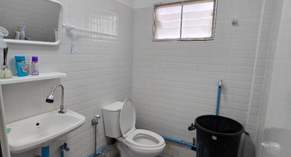 Reihenhaus zum Kauf mit 2 Zimmer in Chatuchak, Bangkok