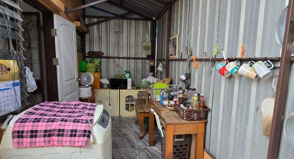Reihenhaus zum Kauf mit 2 Zimmer in Chatuchak, Bangkok