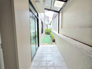 Reihenhaus zum Kauf mit 2 Zimmer in Si Racha, Chonburi