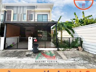 For sale 3 bedrooms townhouse in Don Mueang, Bangkok