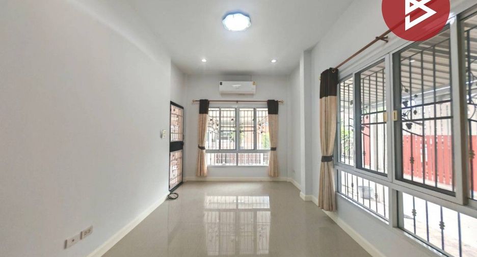 Casa en venta de 2 habitaciones en Phan Thong, Chonburi